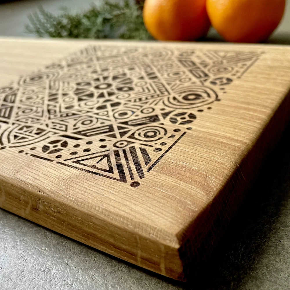 Dřevěné dubové prkénko s kresbou - Geometrický Ornament